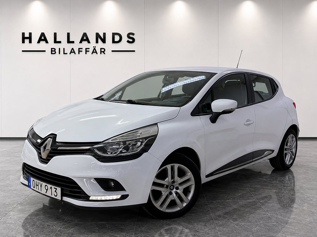 Renault Clio 1.2 Expression Euro 6 / Navi / Nyservad 