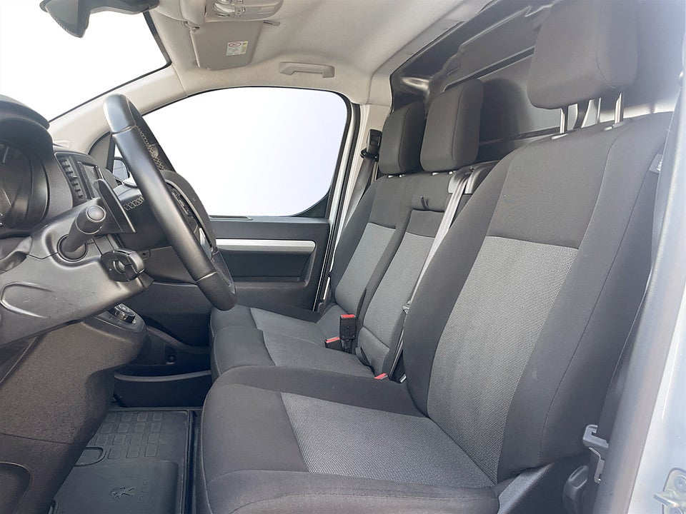 Bild på Peugeot Expert PRO+ 2.0 BHDi 145hk Aut L3 VÄRMARE DRAG B-KAMERA