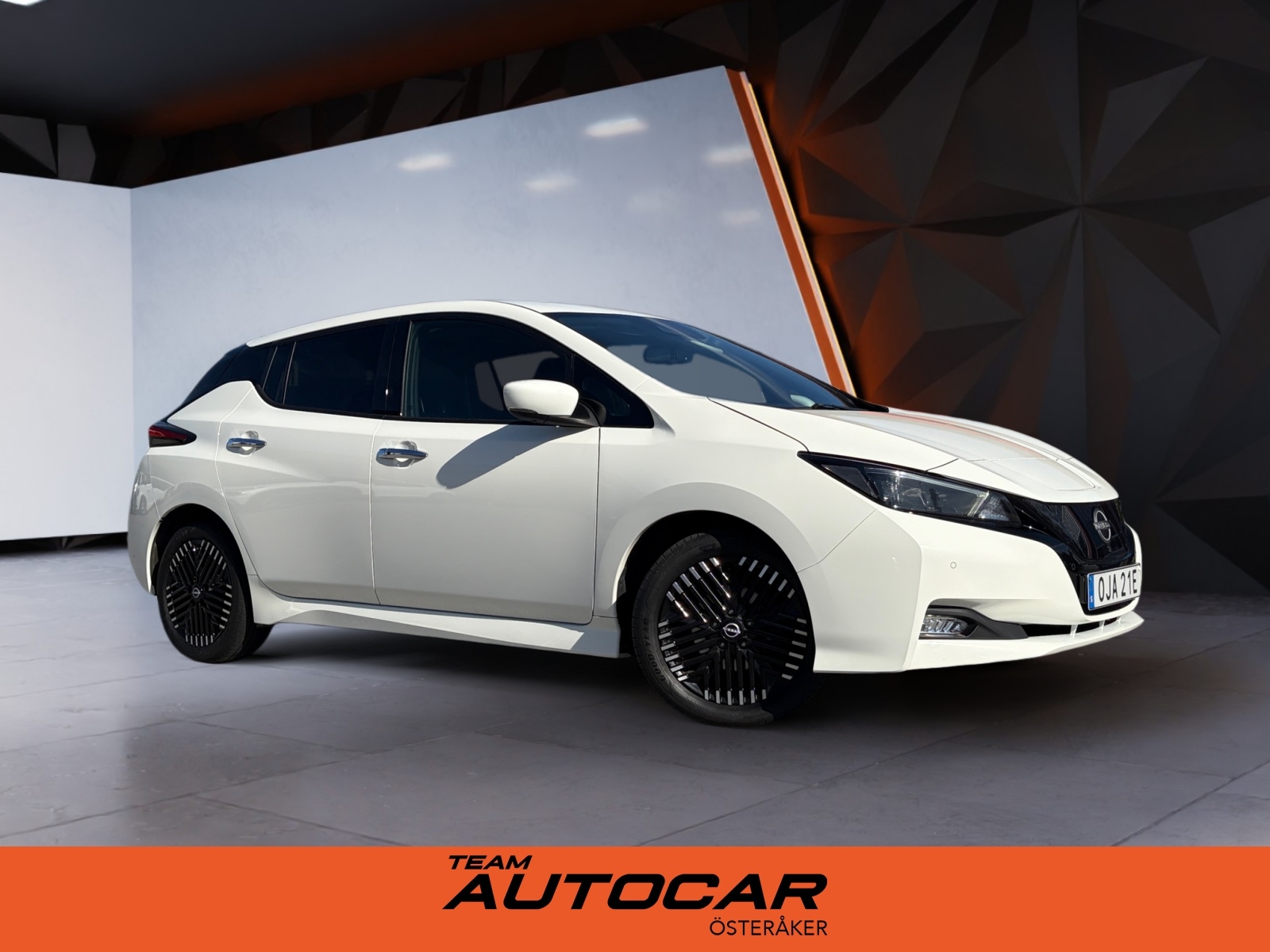 Nissan Leaf 2023, bild 2/10