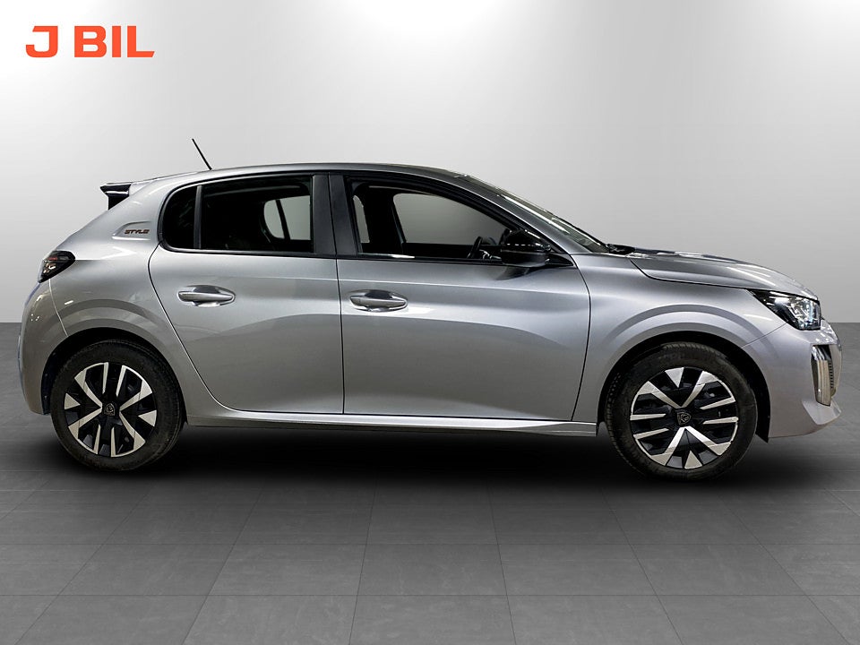 Bild på Peugeot 208 Style Hybrid 100hk Aut CARPLAY BACKSENSORER
