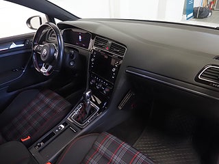 Halvkombi Volkswagen Golf 9 av 22