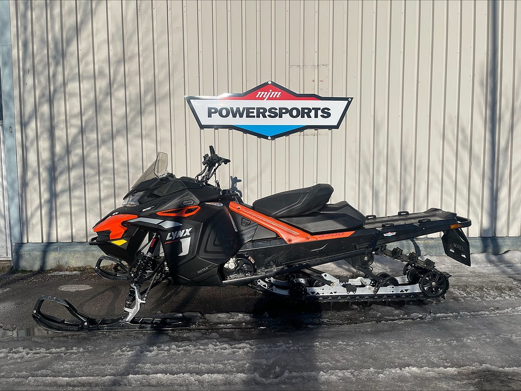 Lynx Xterrain STD 3700 600 Efi Moms! 