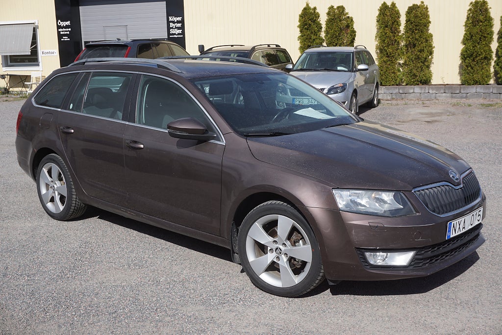 Skoda Octavia Kombi 1.2 TSI Ambition, Plus Drag Ny kamrem