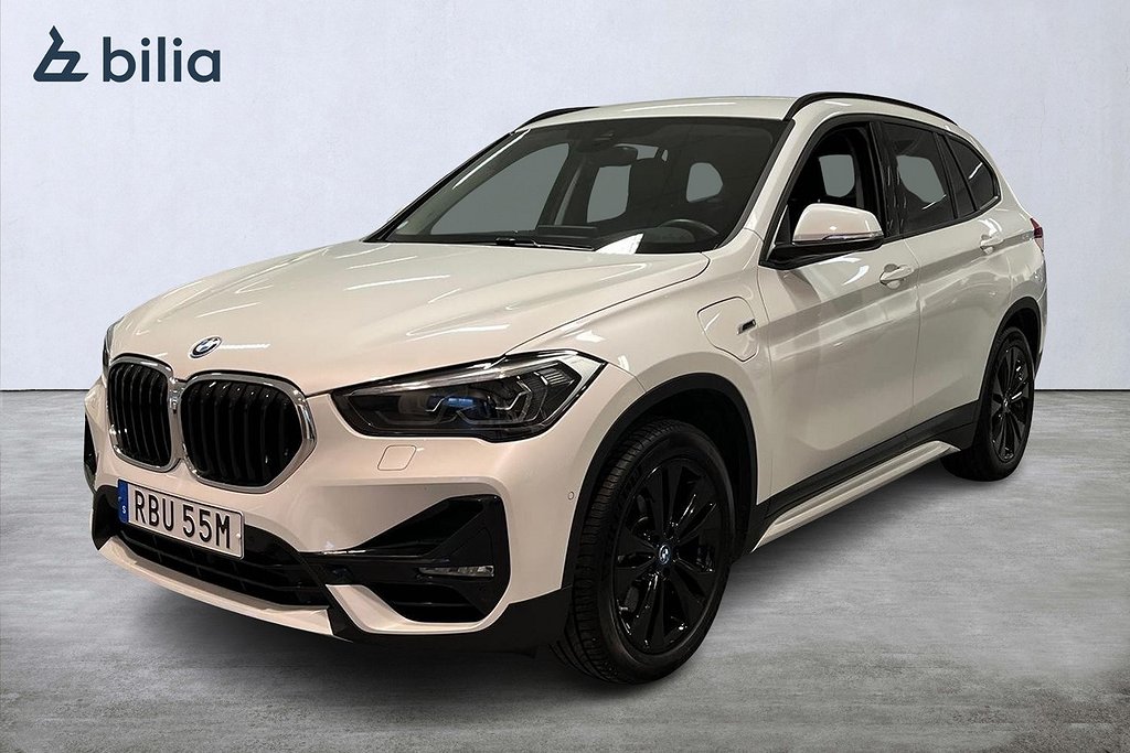 BMW X1 xDrive25e | Sport line | Drag | Backkamera | HUD Skinn