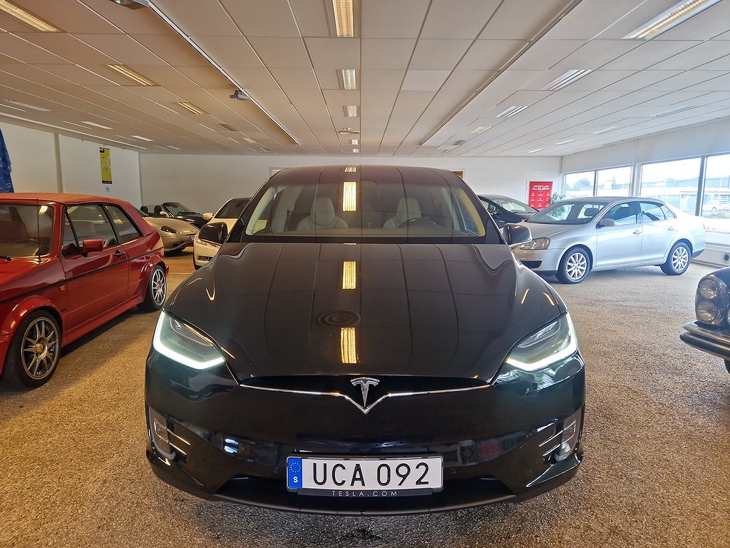 Tesla Model X 100D