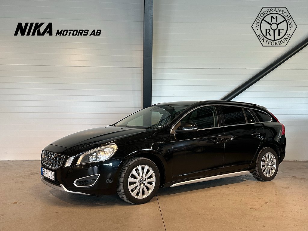 Volvo V60 T4F Powershift | Momentum | Drag | PDC