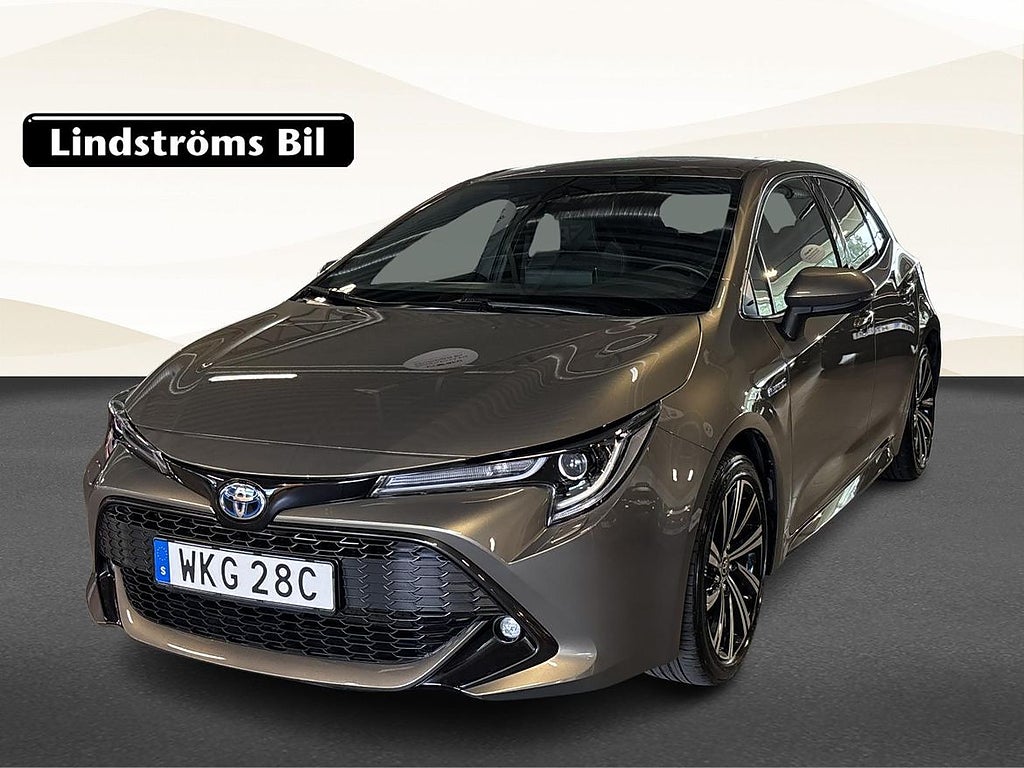 Toyota Corolla 1.8 Style Dragkrok Sommar/Vinterhjul