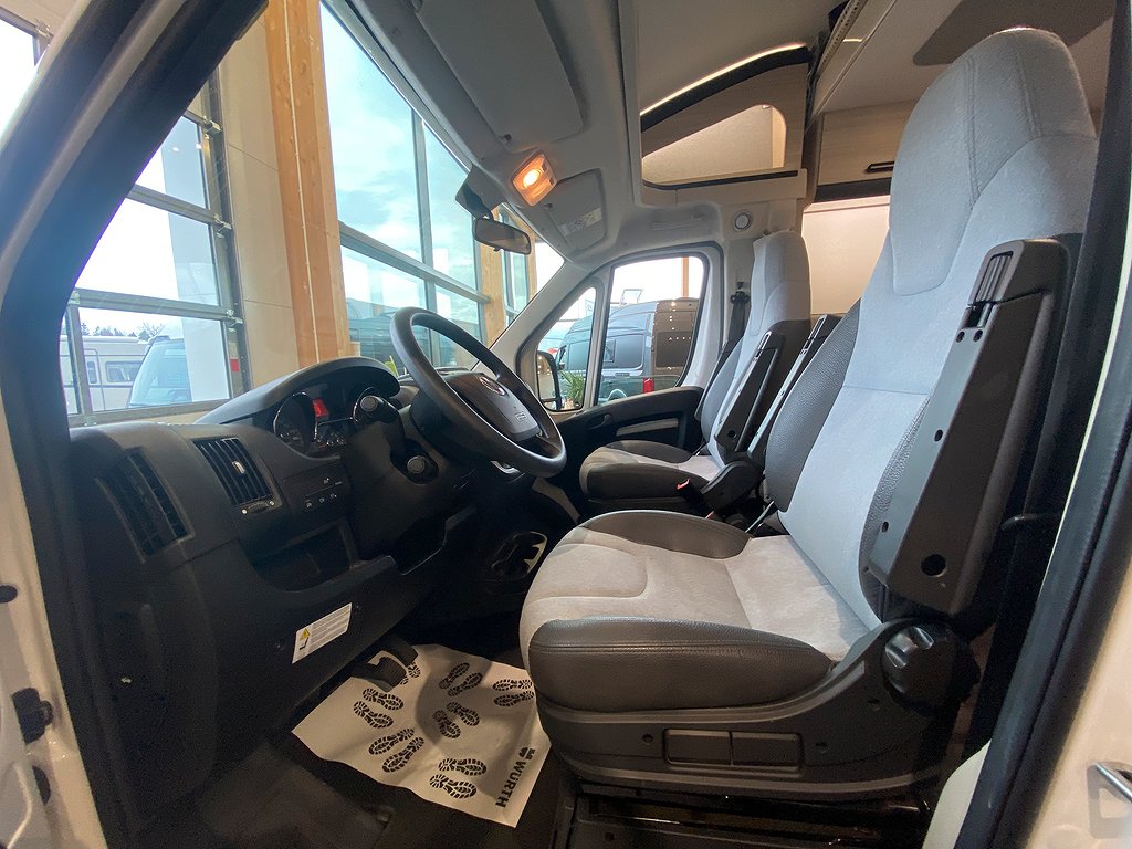 Sun Living S 75 SC / B-körkort / Auto 9-vxl / Solcell / Taksäng - Sun Living