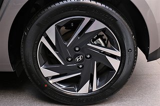 Halvkombi Hyundai i20 8 av 17