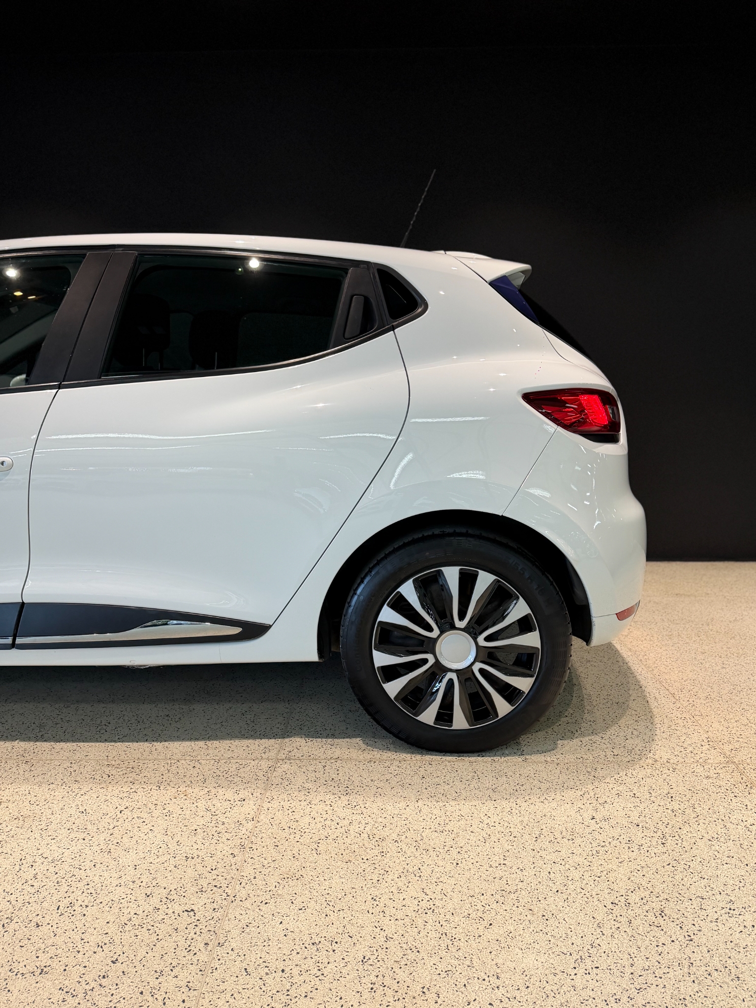 Renault Clio 1.5 dCi Zen 2018, bild 4/47