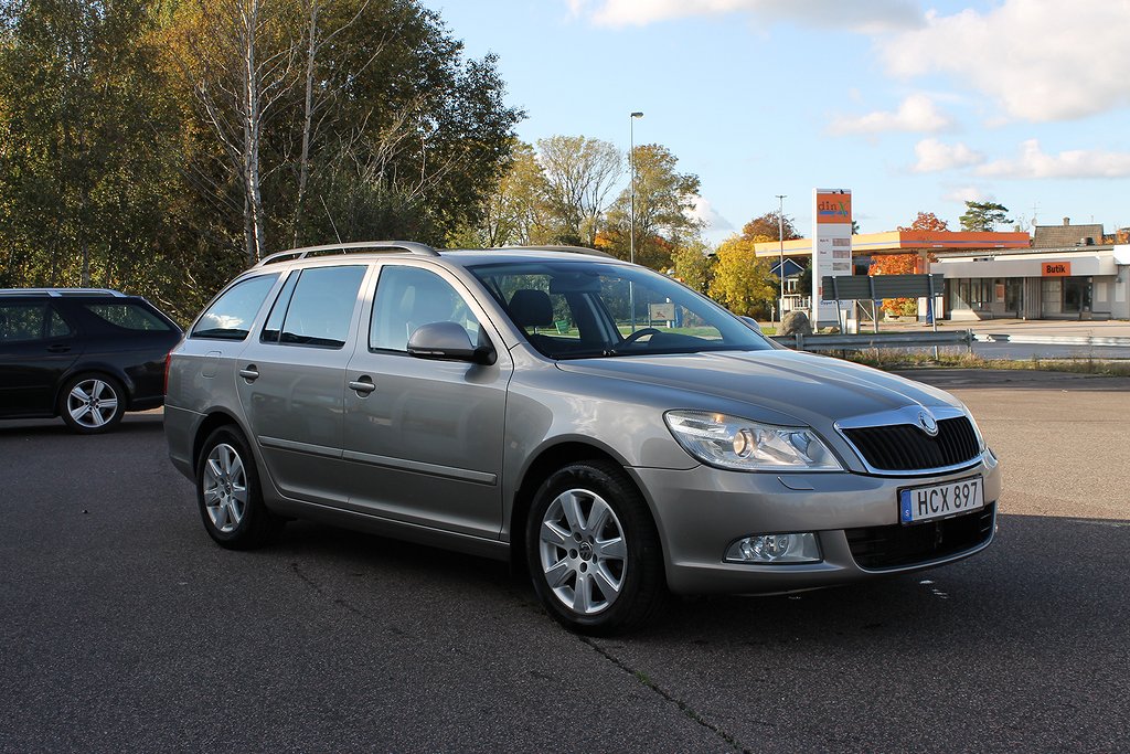 Skoda Octavia Kombi 1.6 TDI Elegance