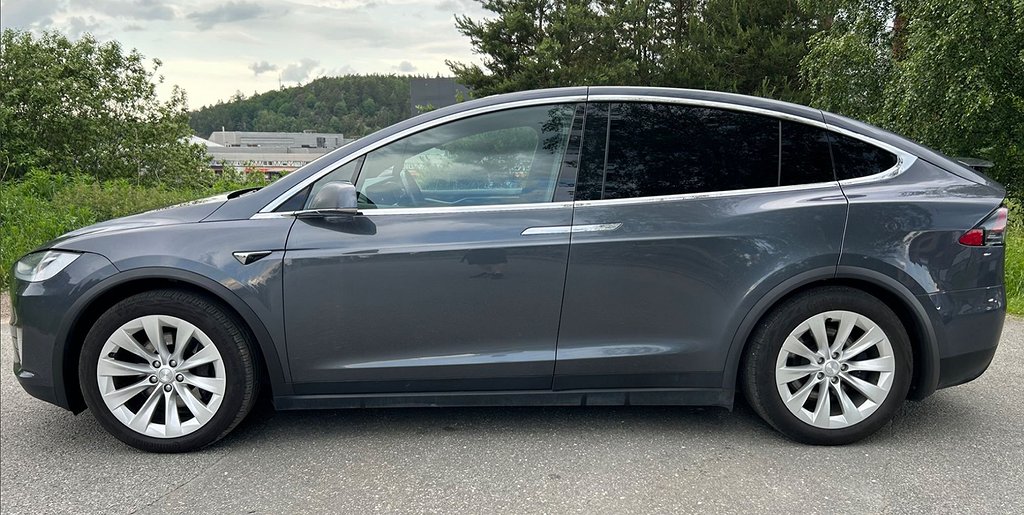 Tesla Model X VI KÖPER MODEL X - ENDAST BILAR MED MOMS