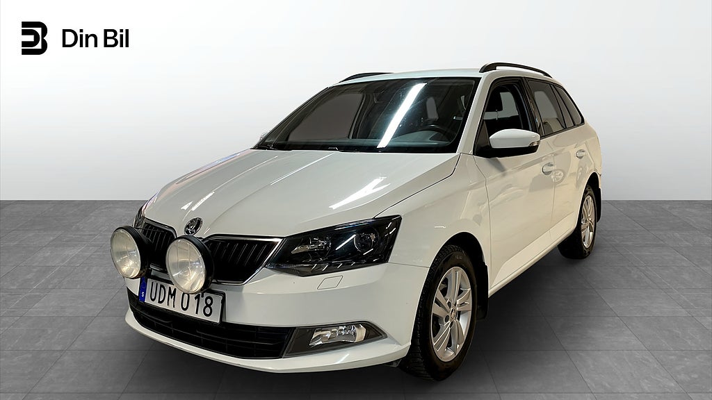 Skoda Fabia Combi Style 1.2 TSI 90hk V-Hjul MoK-värm