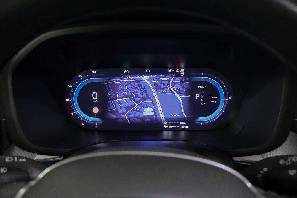 Volvo XC60 Recharge T8 AWD R-Design H/K Pano Värmare Drag