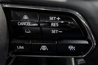 SUV Mazda CX-80 23 av 25