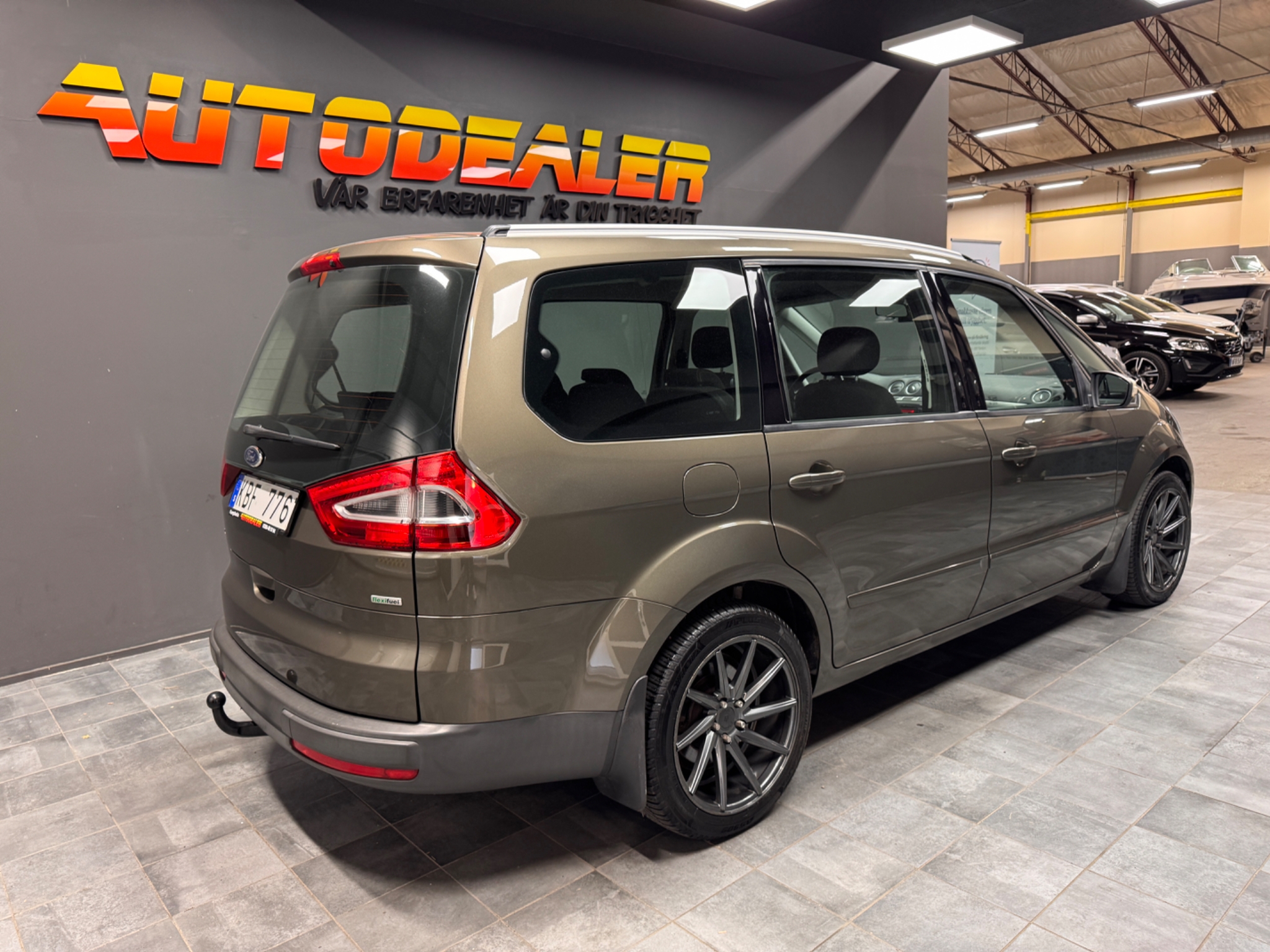 Ford Galaxy 2.0 Flexifuel Trend 145hk 2011, kuva 2/35