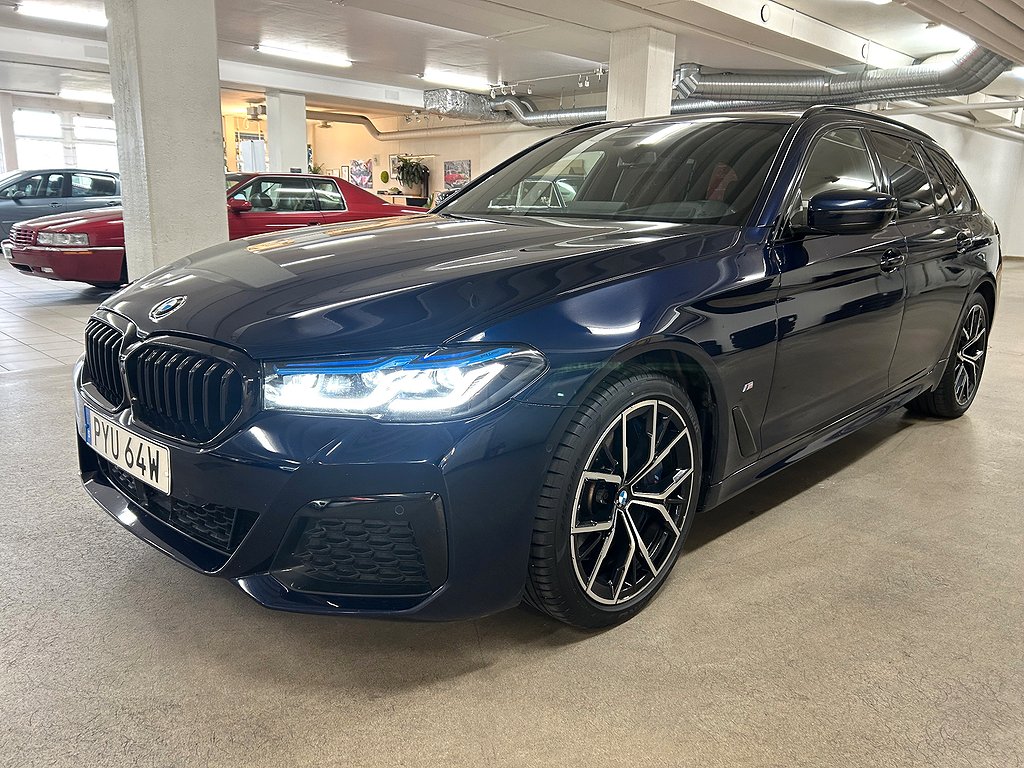 BMW 540 i xDrive Touring MHEV Steptronic Ultimate Ed M Sport