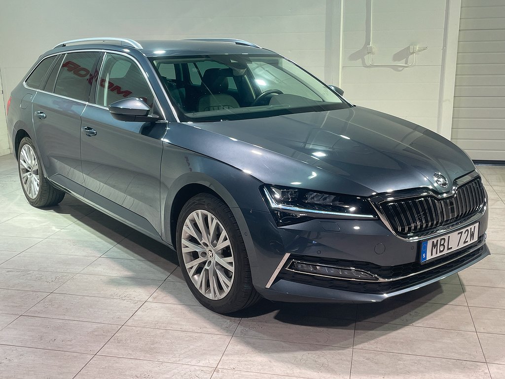 Skoda Superb iV Plug-in | Business | Style | Kamera | Läder 2022