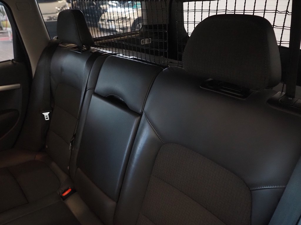 Volvo V70 D4 181hk Momentum Drag Navi VOC Kamrem Bytt 2015