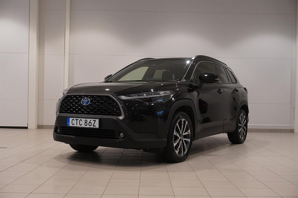 Toyota Corolla Cross Hybrid Awd-I E-Cvt Executive Drag | Ränta 1,99%