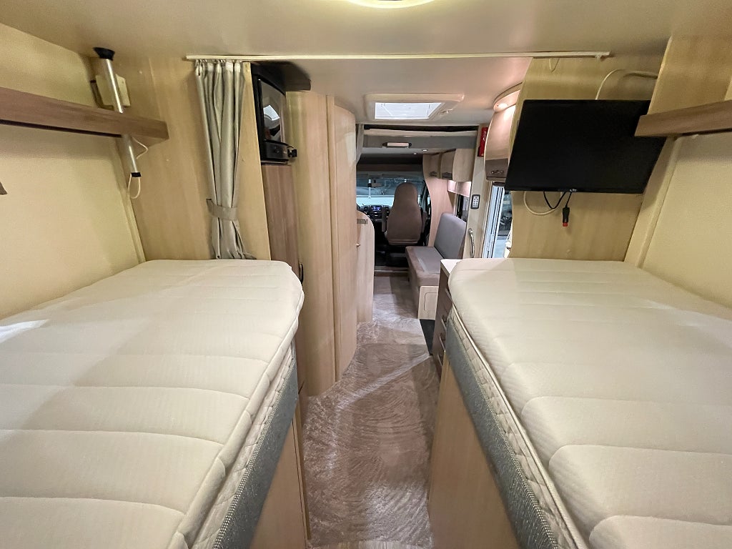 Hobby Siesta T70 HGE / AC bodel / Solcell / Taksäng / Automat - Hobby