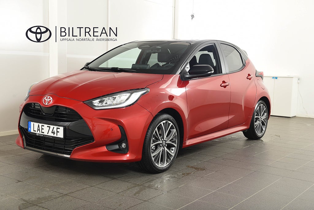 Toyota Yaris 1,5 Elhybrid Style Bi-tone 130hk