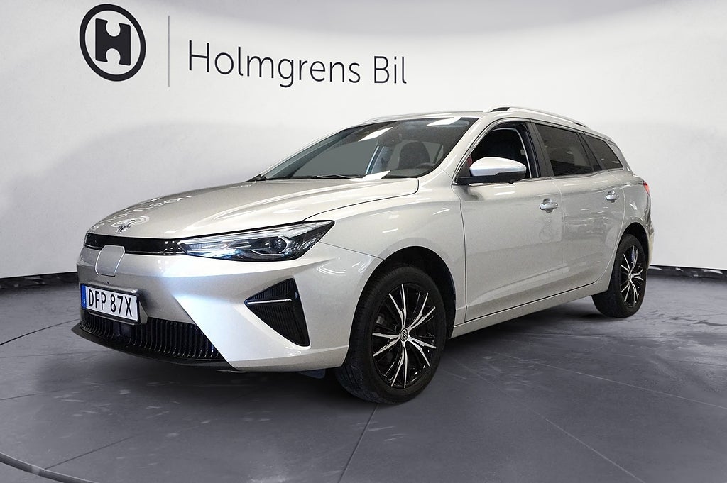 MG 5 Luxury Long Range Kamera Navi CarPlay 61kWh | Ränta 0,99%