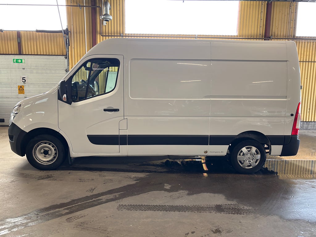 Nissan NV400  2.3 dCi Quickshift 150hk EXPORTNETTO 10.908€