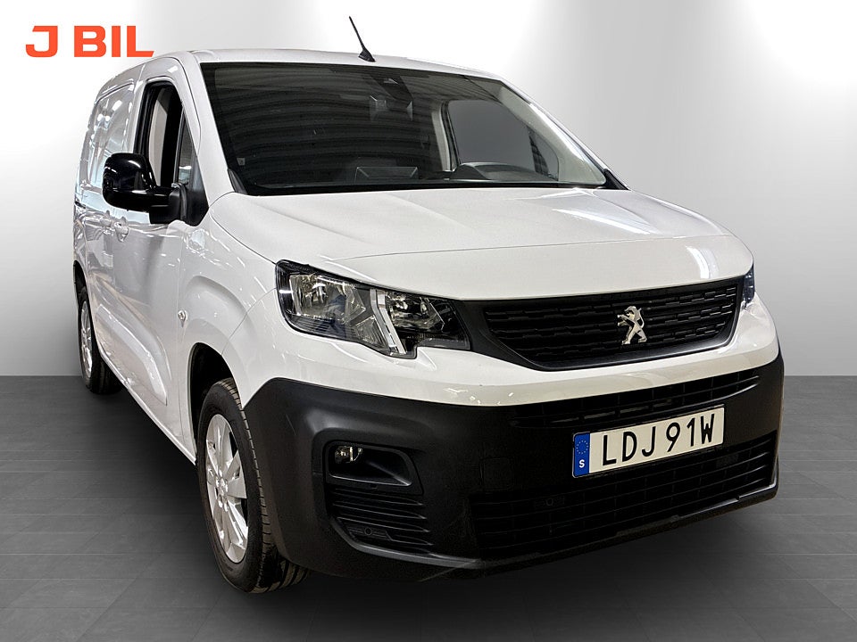 Peugeot Partner PRO+ L1 BHDi 130 Aut - WEBASTO, DRAG, BACKKAMERA