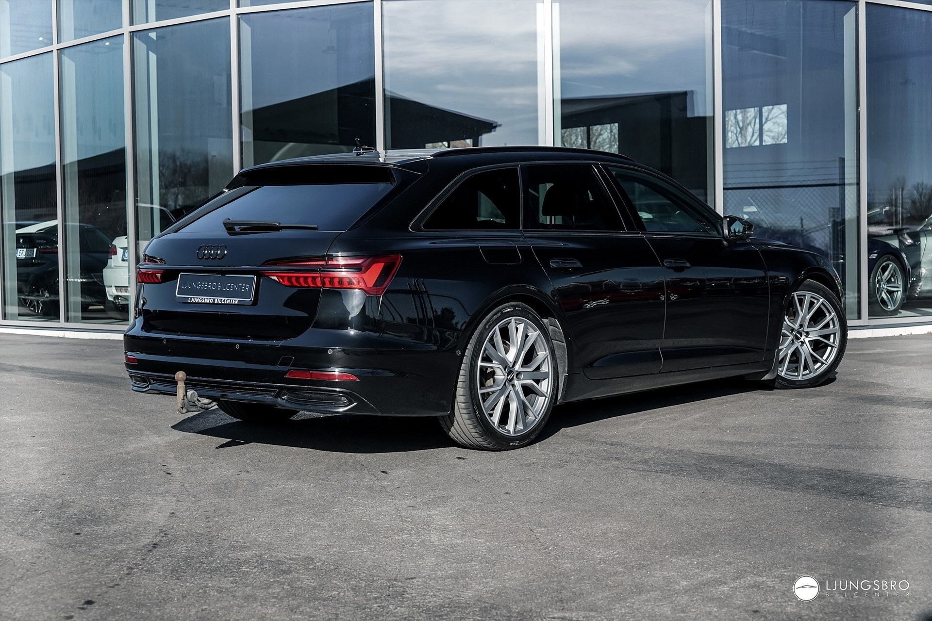 Audi A6 2019, bild 2/10