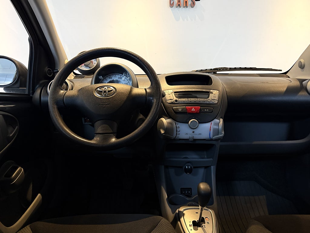 Toyota Aygo 5-dörrar 1.0 VVT-i MultiMode NYBESIKTIGAD AC S+V