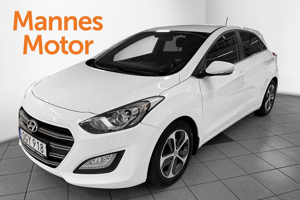 Hyundai i30 5-dörrar 1.6 GDI Go Edition NAV Kamera