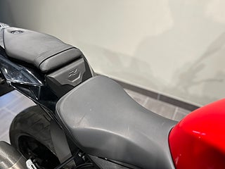 BMW S1000R / 3,45% Ränta! / Akrapovic / Dynamic /Farthållare / Värme