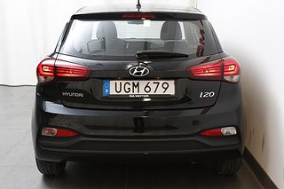 Halvkombi Hyundai i20 7 av 22