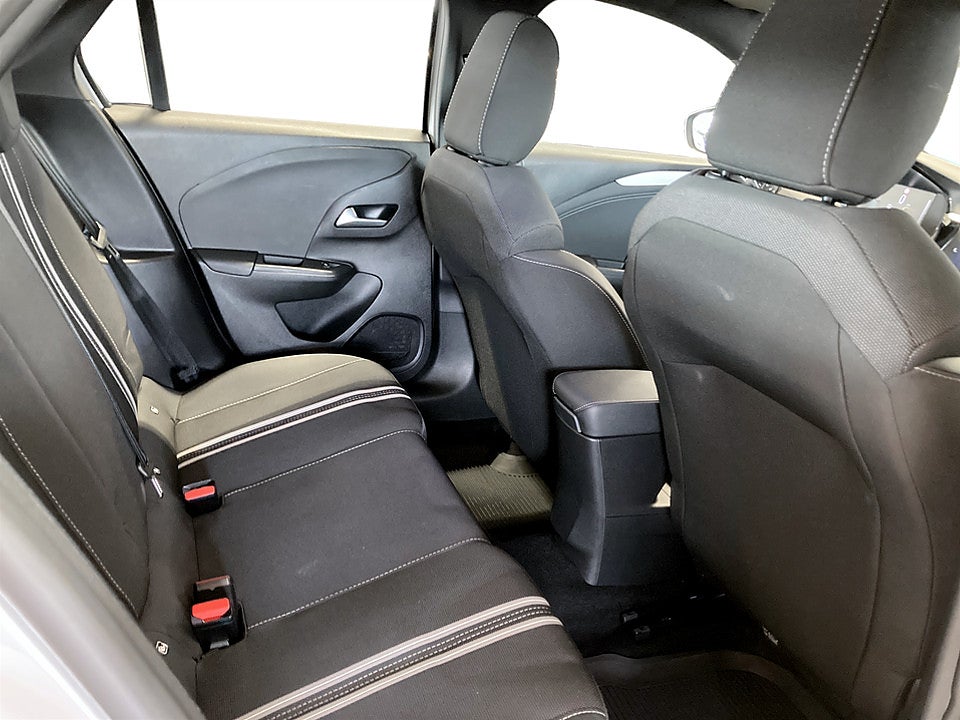 Bild på Opel Corsa GS 1.2 PT 100hk Aut SENSORER CARPLAY
