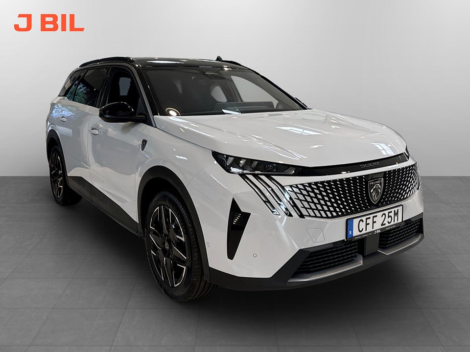 Bild på Peugeot 5008 GT Ultimate Hybrid - OMGÅENDE LEVERANS!