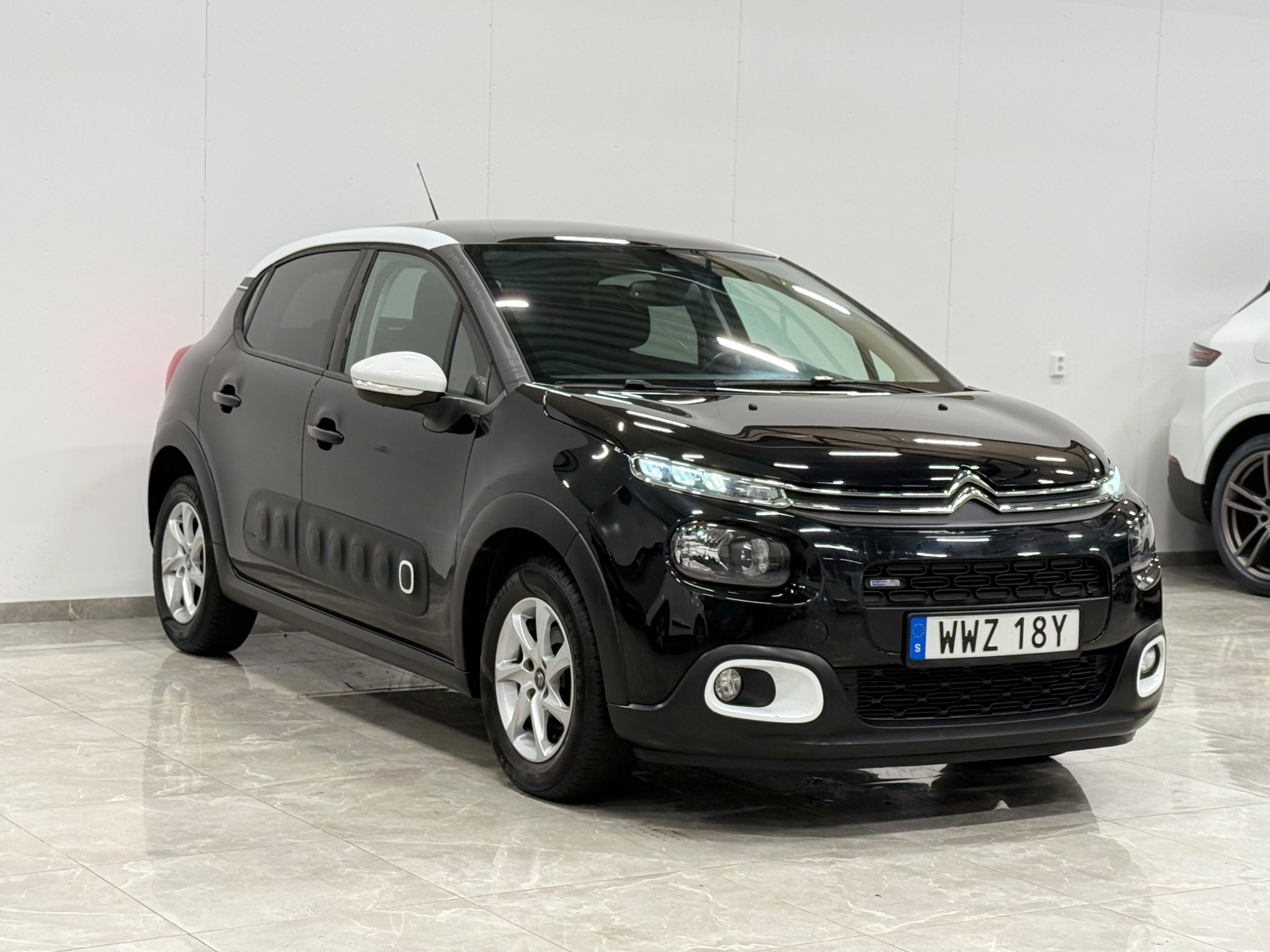 Citroen C3 1.2 PureTech 110 SkyLine 2017, bild 2/10