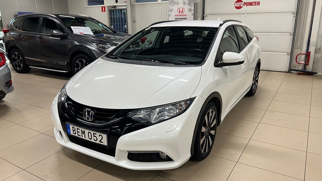 Honda Civic Tourer 1.8 i-VTEC Elegance Automat Nyservad