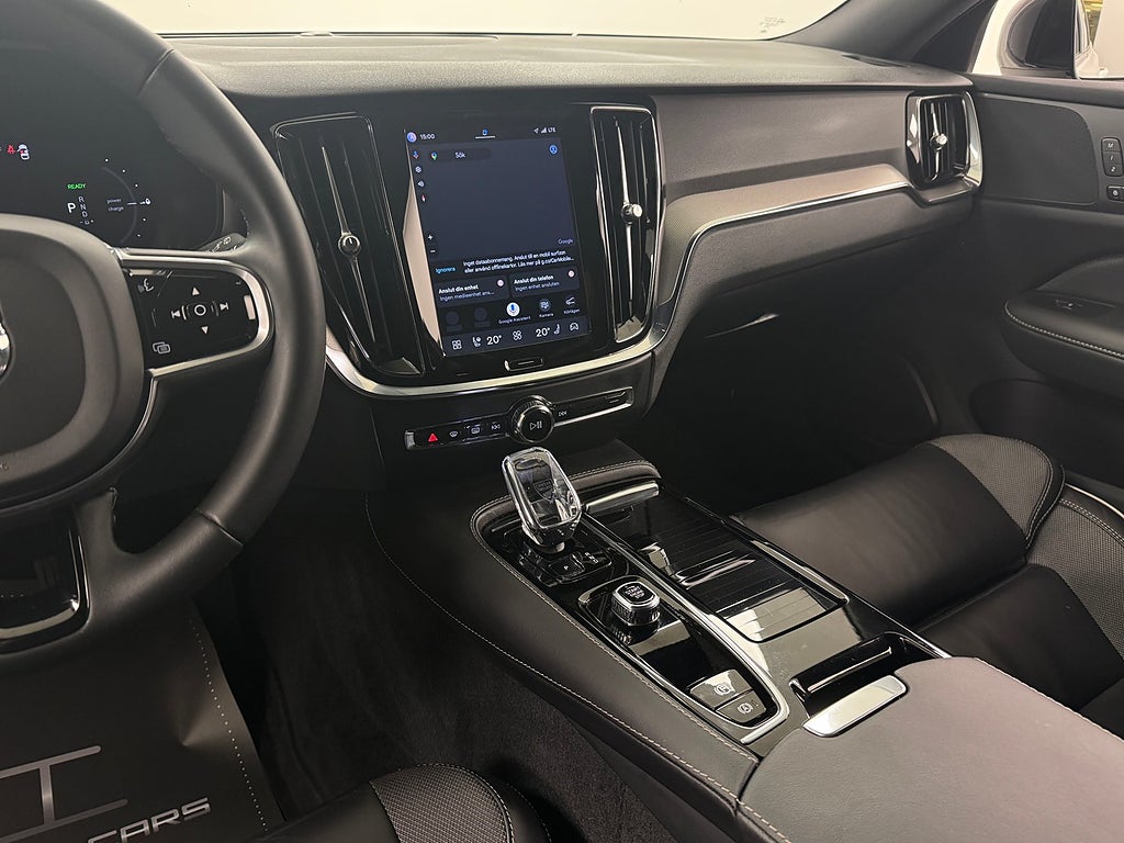 Volvo V60 Recharge T6 AWD R-Design Plus Dark EDT. MOMS Leasebar bild 6