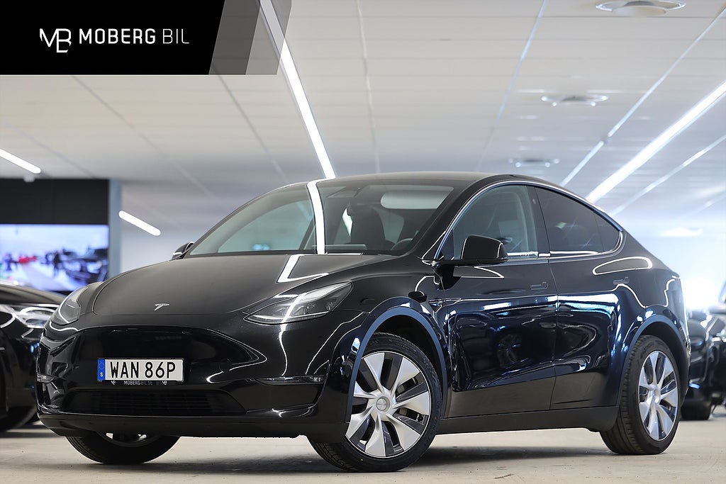 Tesla Model Y Long Range AWD 514hk Auto Pano Navi Läder MoMS