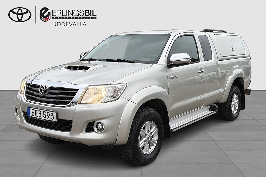 Toyota Hilux X-Cab 2.5 4x4 Manuell
