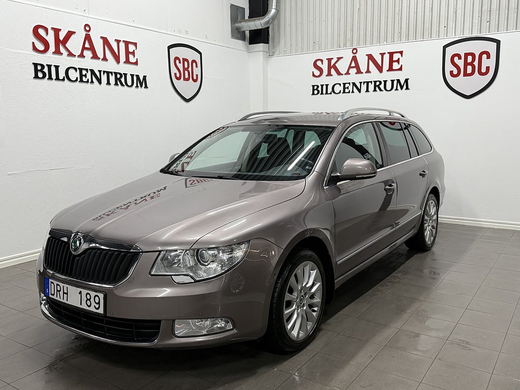 Skoda Superb Kombi 2.0 TDI 4x4 Elegance /Lågmil/Drag/Nyservad