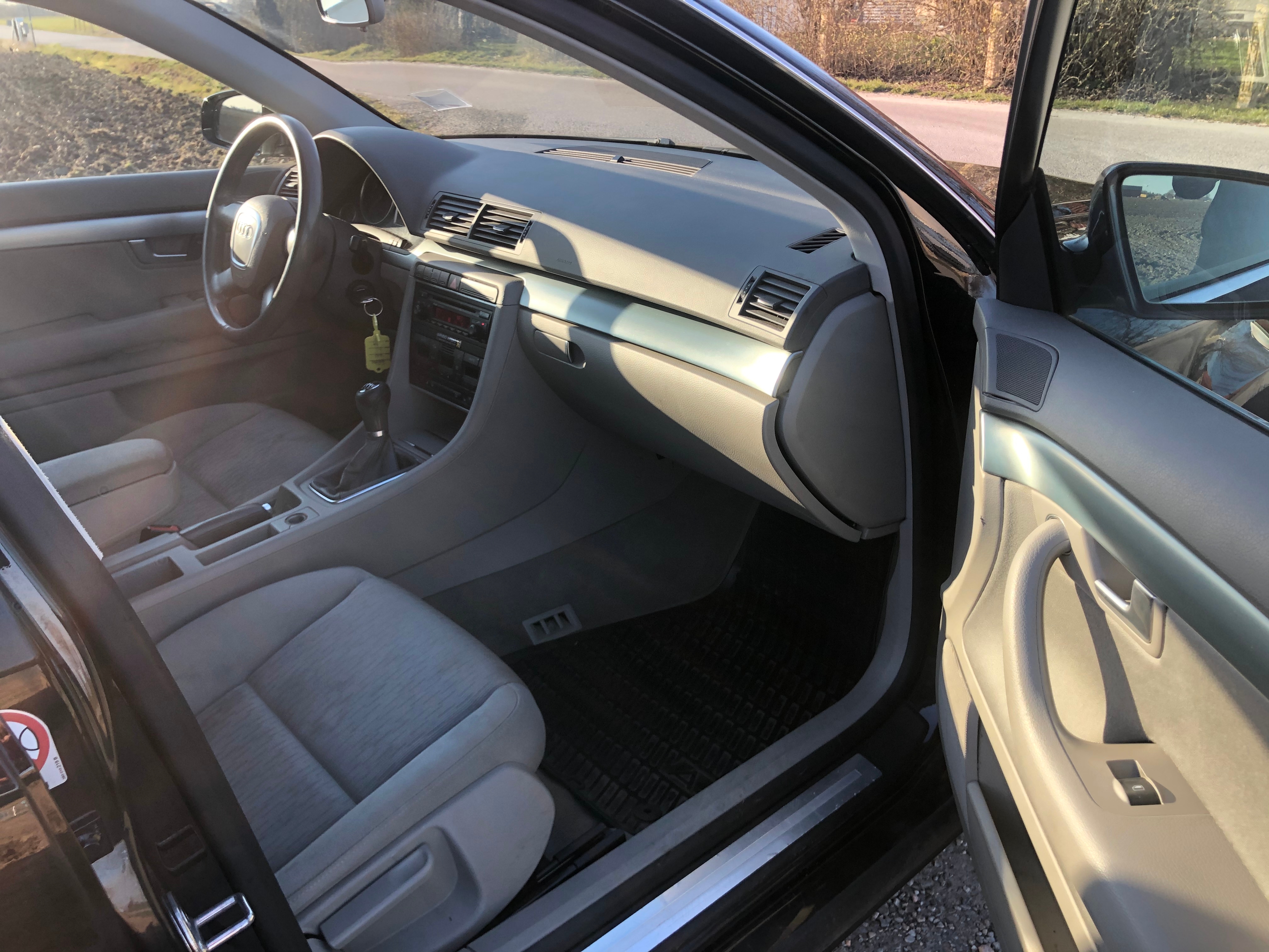 Audi A4 Avant 2.0 130hk 2005, bild 5/37