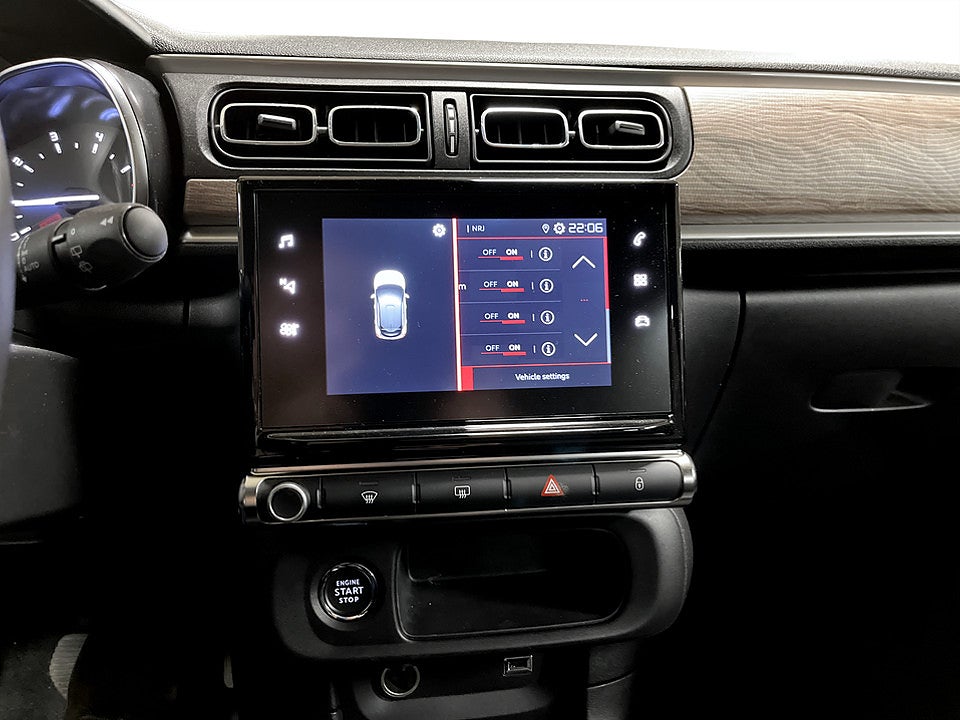 Bild på Citroën C3 Shine 1.2 PT 110hk Aut  P-SENSORER