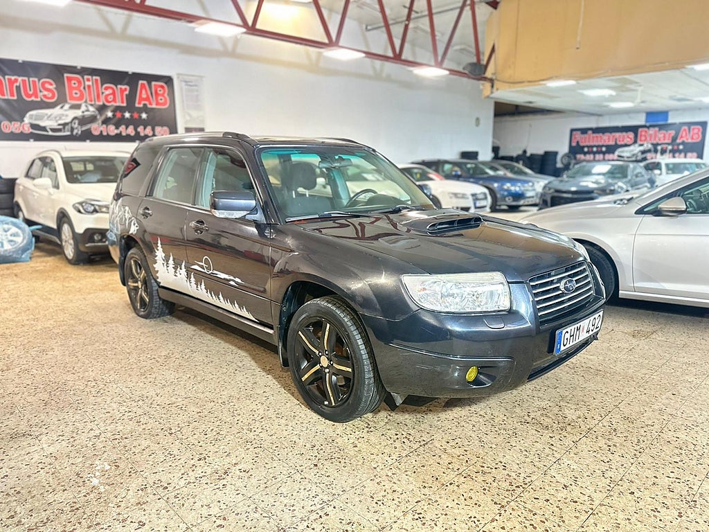 Subaru Forester 2.5 4WD Automat Ny Besiktigad & Ny Servad 