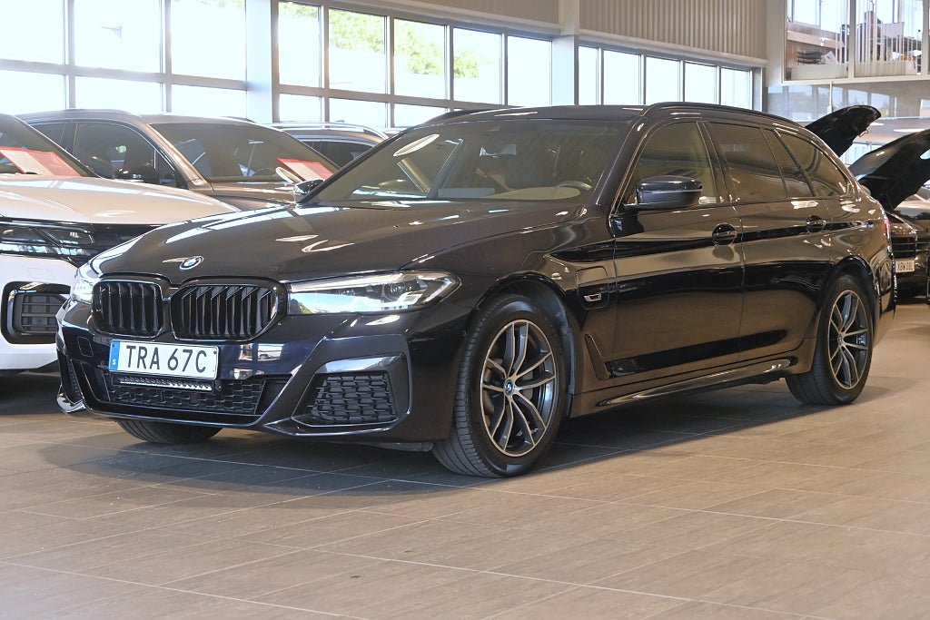BMW 530e xDrive Touring 292hk M Sport Connected Drag 
