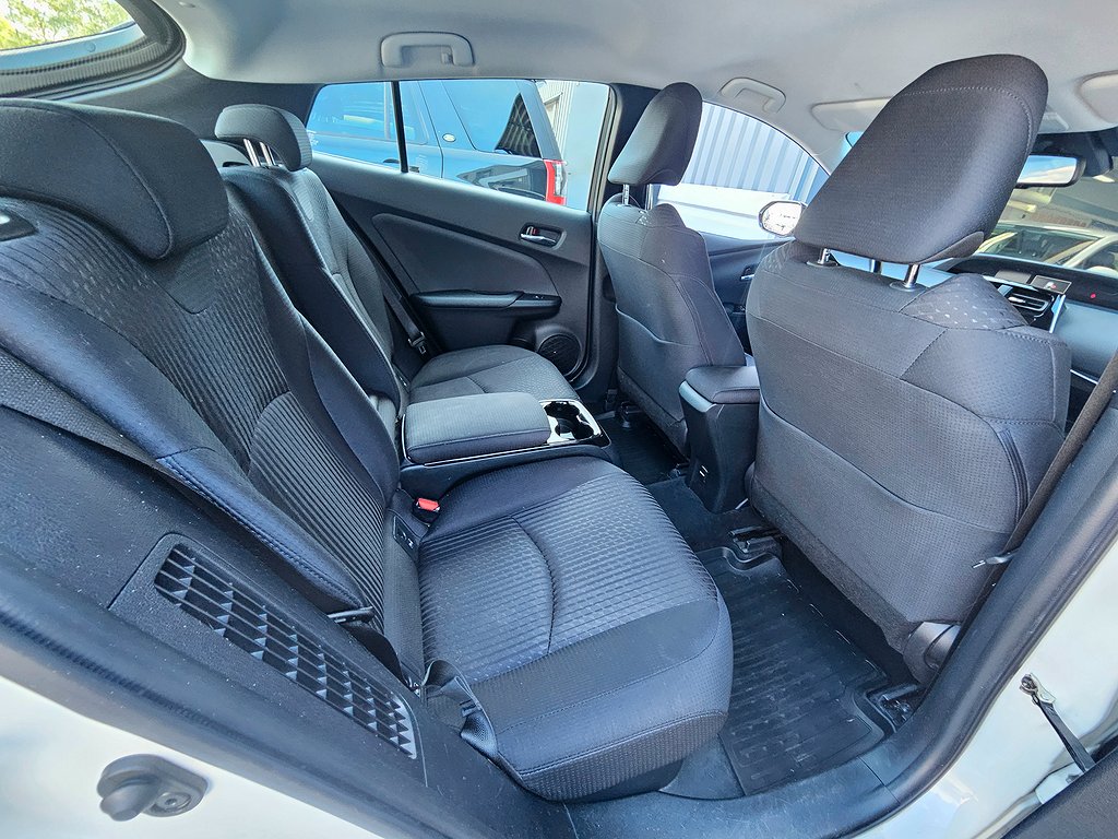 Toyota Prius Plug-in Hybrid 1.8 VVT-i Plug-in CVT, 123hk, 2019