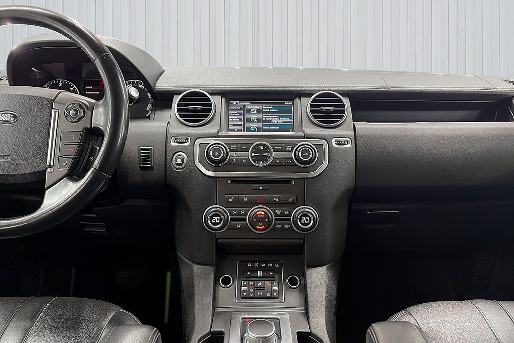 Land Rover Discovery 2015