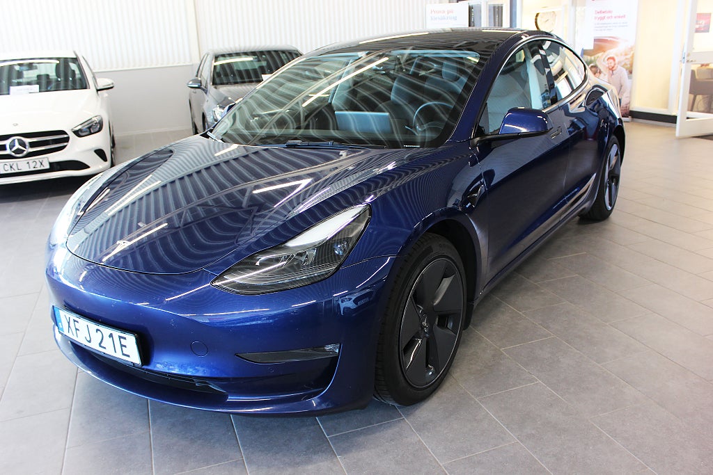 Tesla Model 3 Long Range AWD 498Hk Autopilot Pano Läder  SoV 