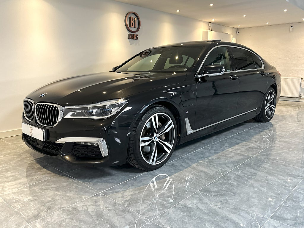BMW 740 Le XDRIVE 326HK M-SPORT PANO H&K SOFTCLOSE HDU 360°
